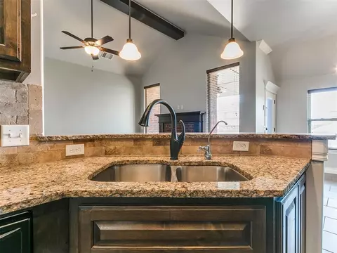 4933 Champlain Pl, Edmond, OK 73025 photo 18