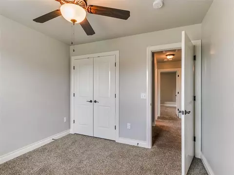 4933 Champlain Pl, Edmond, OK 73025 photo 35