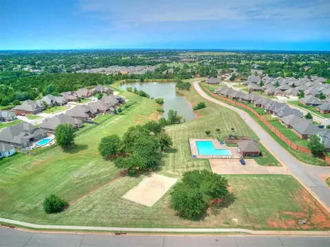 4933 Champlain Pl, Edmond, OK 73025 photo 48