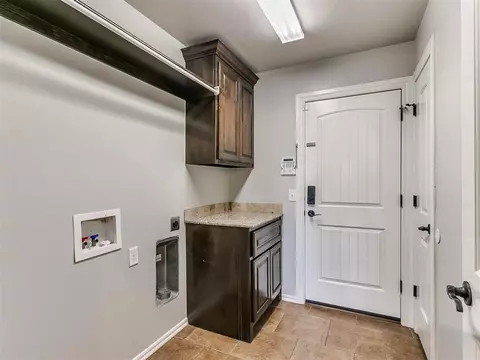 4933 Champlain Pl, Edmond, OK 73025 photo 22