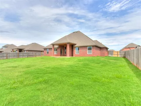4933 Champlain Pl, Edmond, OK 73025 photo 45
