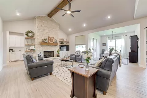 11605 SW 55th St, Mustang, OK 73064