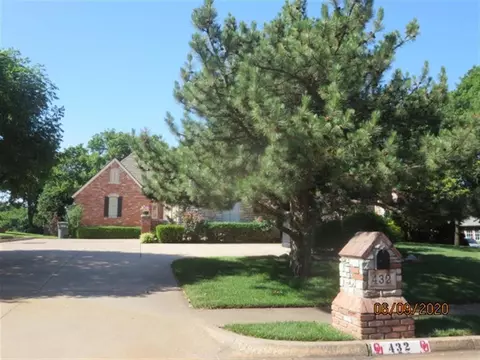 432 Hollowdale, Edmond, OK 73003