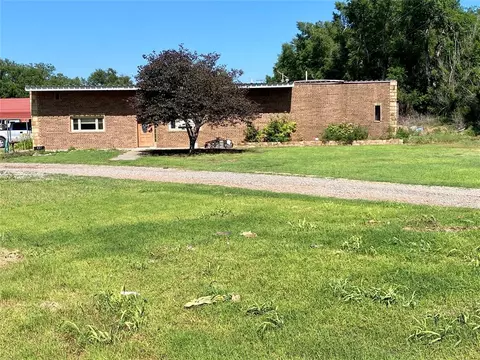 407 N 7 St, Cheyenne, OK 73628
