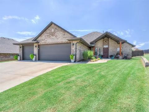 12796 Katie Ct, Choctaw, OK 73020