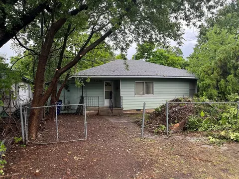 527 N Patchin Ave, Shawnee, OK 74801