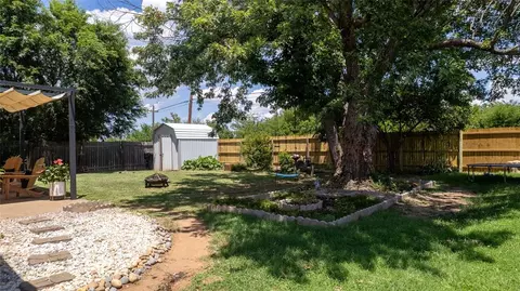 702 Fieldcrest Dr, Duncan, OK 73533 photo 8