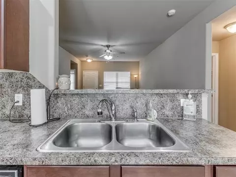 9636 Ella Ln, Moore, OK 73160 photo 11