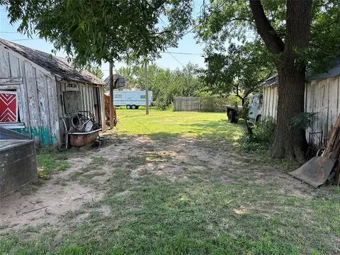 305 E Rosser Ave, Tipton, OK 73570 photo 29