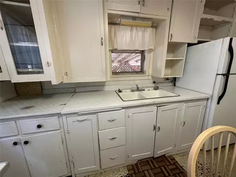 305 E Rosser Ave, Tipton, OK 73570 photo 9