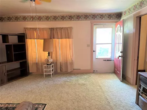 305 E Rosser Ave, Tipton, OK 73570 photo 5