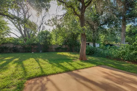 5204 Foster Dr, Oklahoma City, OK 73135