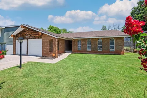 3801 Larkwood Dr, Del City, OK 73115