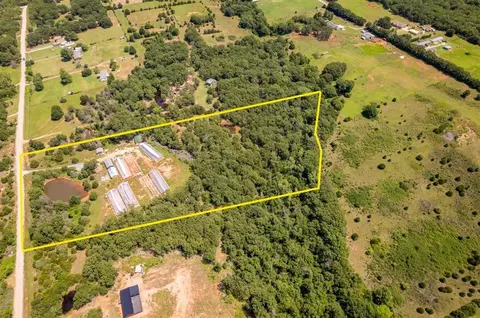 22461 Memory Ln, Tecumseh, OK 74873