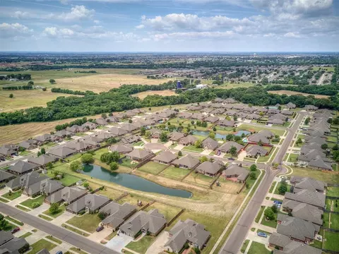 2624 SE 5th St, Moore, OK 73160 photo 49