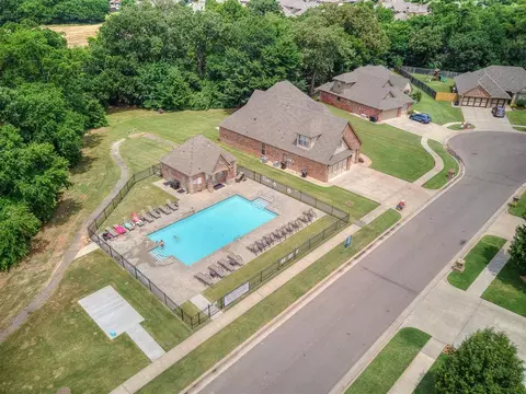 2624 SE 5th St, Moore, OK 73160 photo 48