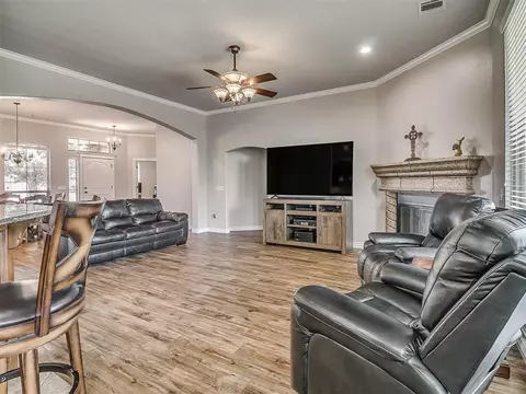 2624 SE 5th St, Moore, OK 73160 photo 12