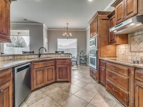 2624 SE 5th St, Moore, OK 73160 photo 18