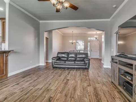 2624 SE 5th St, Moore, OK 73160 photo 11