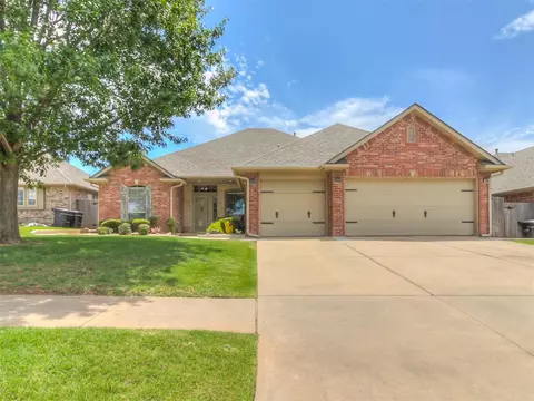 2624 SE 5th St, Moore, OK 73160 photo 3