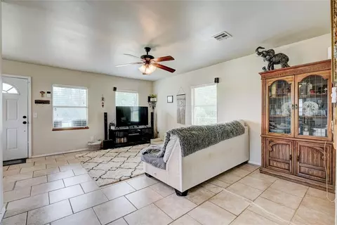 720 E Grant Ave, Guthrie, OK 73044 photo 5