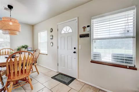 720 E Grant Ave, Guthrie, OK 73044 photo 3