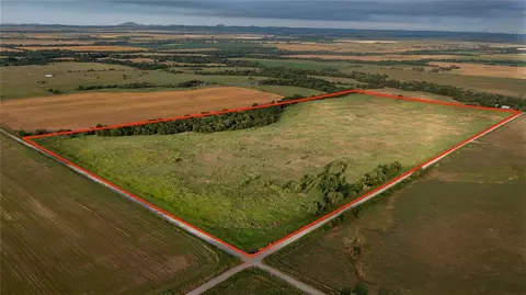 E Cr 1430 Road, Apache, OK 73006