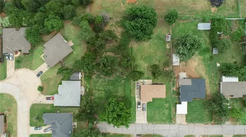 234 N Blake Dr, Midwest City, OK 73130