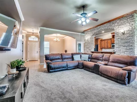 1114 Jacob Dr, Moore, OK 73160 photo 10