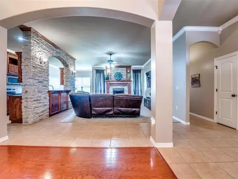 1114 Jacob Dr, Moore, OK 73160 photo 6