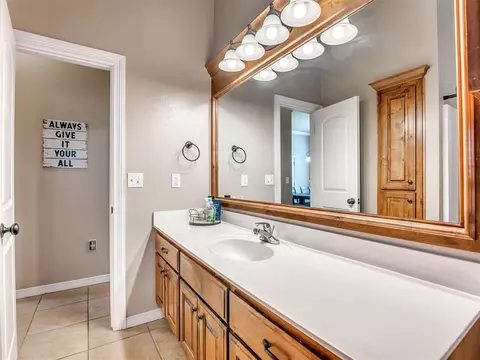 1114 Jacob Dr, Moore, OK 73160 photo 35