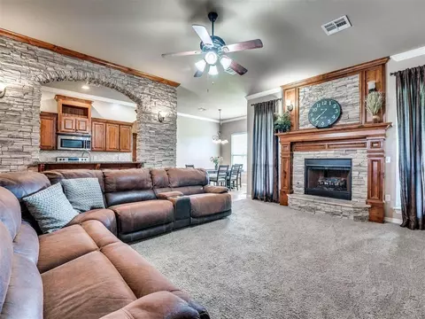 1114 Jacob Dr, Moore, OK 73160 photo 7