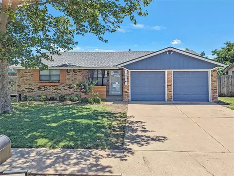 1408 NE 5th St, Moore, OK 73160