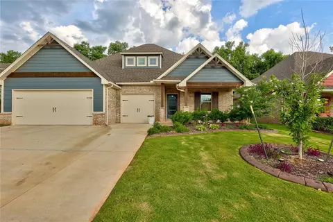 520 Side Track Dr, Yukon, OK 73099 photo 1