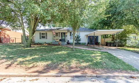 420 W Truman Pl, Purcell, OK 73080