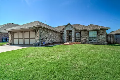 1836 NW 172nd St, Edmond, OK 73012