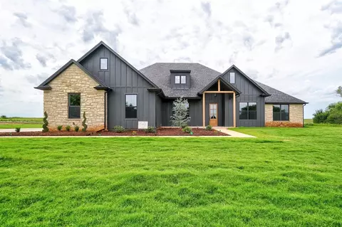 10931 W Industrial Rd, Guthrie, OK 73044