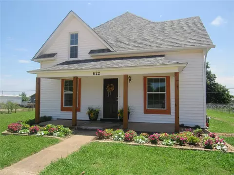622 E Main St, Stroud, OK 74079 photo 3