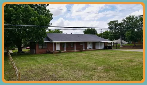 625 N 4th Ave, Purcell, OK 73080