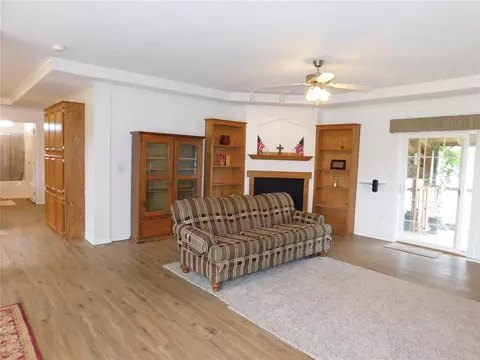 745 S Dobbs Rd, Harrah, OK 73045 photo 7