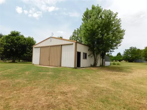745 S Dobbs Rd, Harrah, OK 73045 photo 41