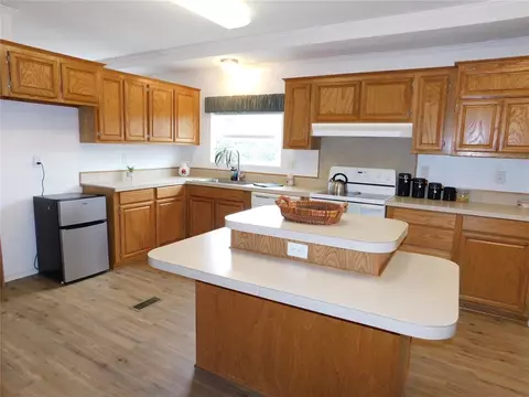 745 S Dobbs Rd, Harrah, OK 73045 photo 12