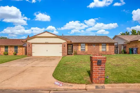 8404 Woodhue Dr, Oklahoma City, OK 73135