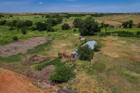 N Hwy 66 Highway, Sayre, OK 73662