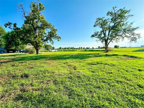 600 Cloud St, Minco, OK 73059 photo 5