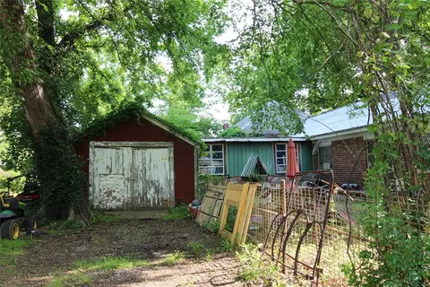422 N 12th St, Collinsville, OK 74021