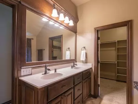 309 Evie Pl, Moore, OK 73160 photo 17