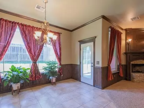 309 Evie Pl, Moore, OK 73160 photo 5