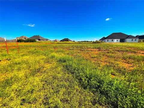 9304 SW 33rd Pl, Oklahoma City, OK 73179