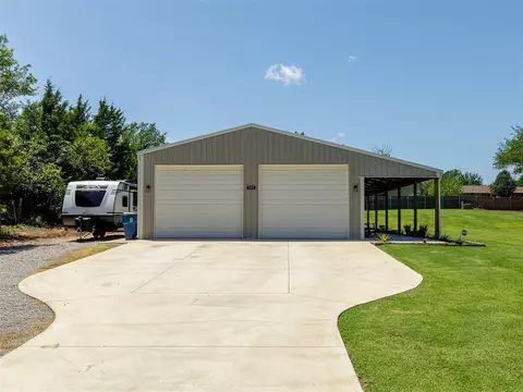 525 E Cedar Dr, Tuttle, OK 73089 photo 3